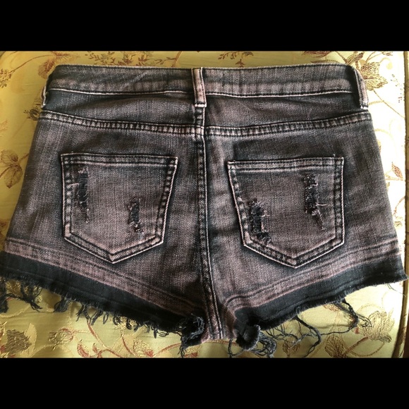 Top Shop Shorts - Picture 2 of 5
